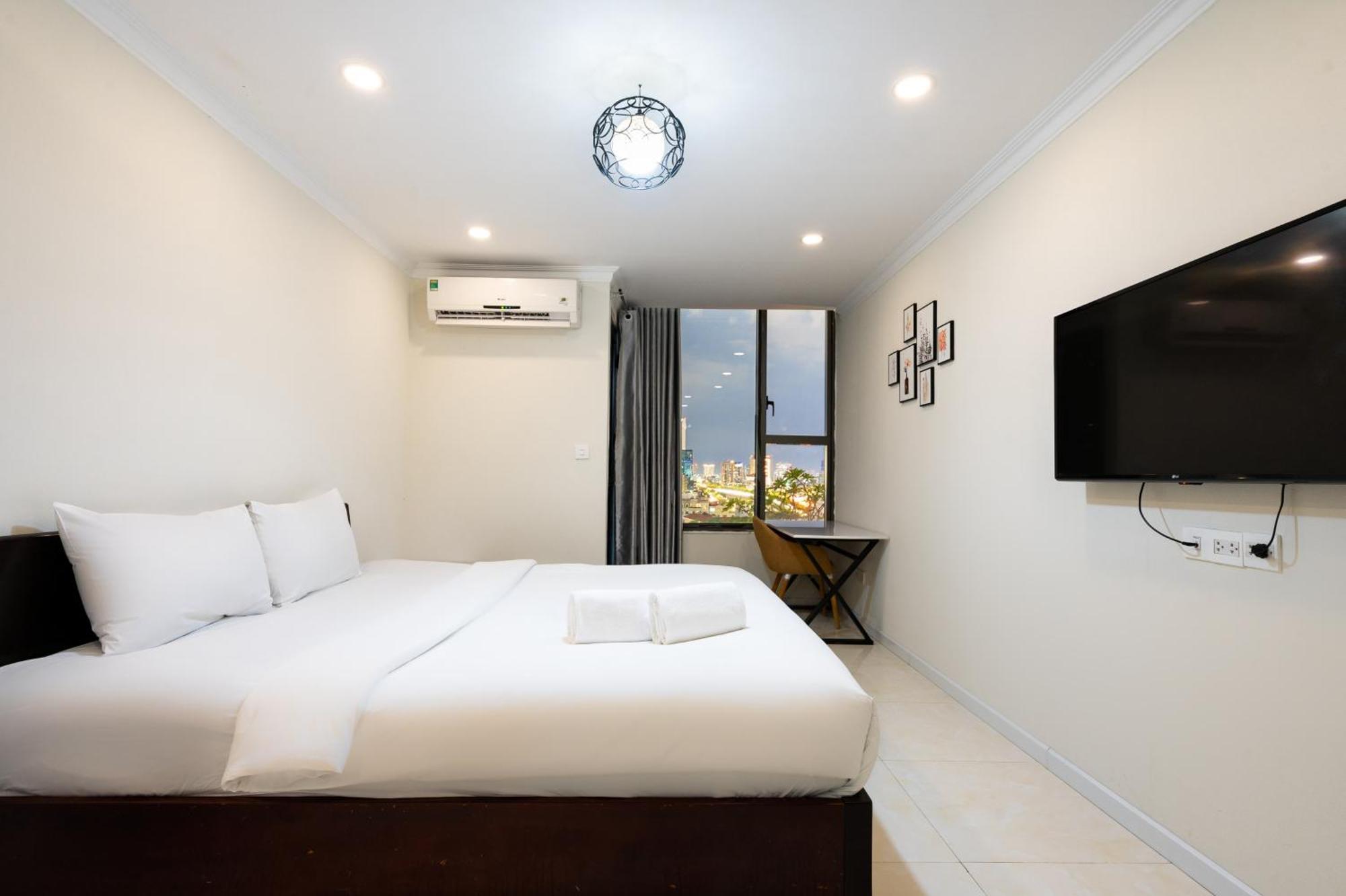 Otis - Rivergate Building District 4 * Ho Chi Minh City