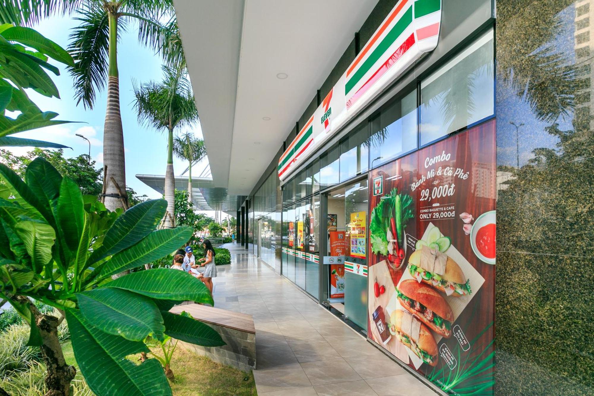 Otis - Rivergate Building District 4 Ho Chi Minh City