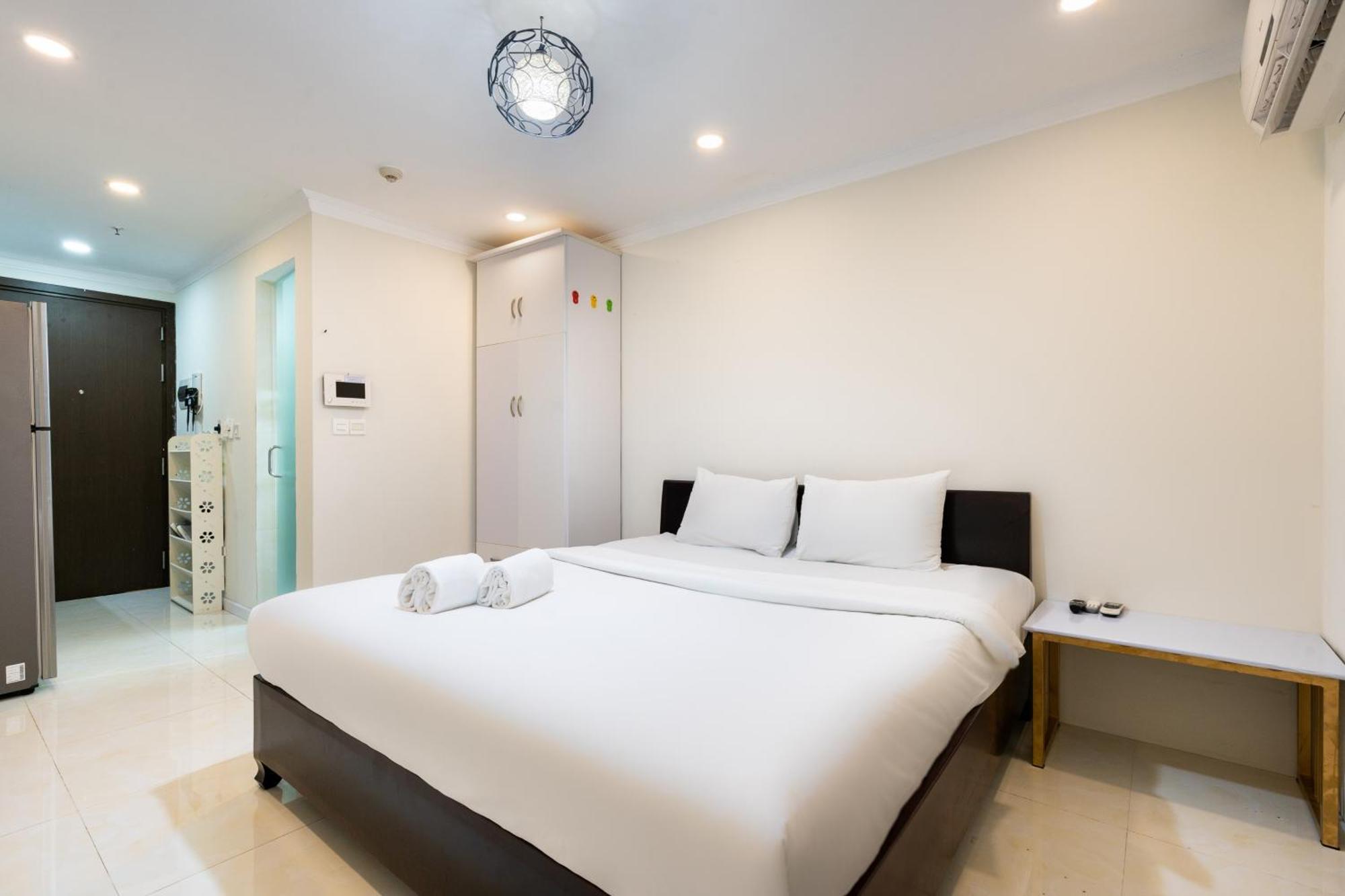 Otis - Rivergate Building District 4 * Ho Chi Minh City